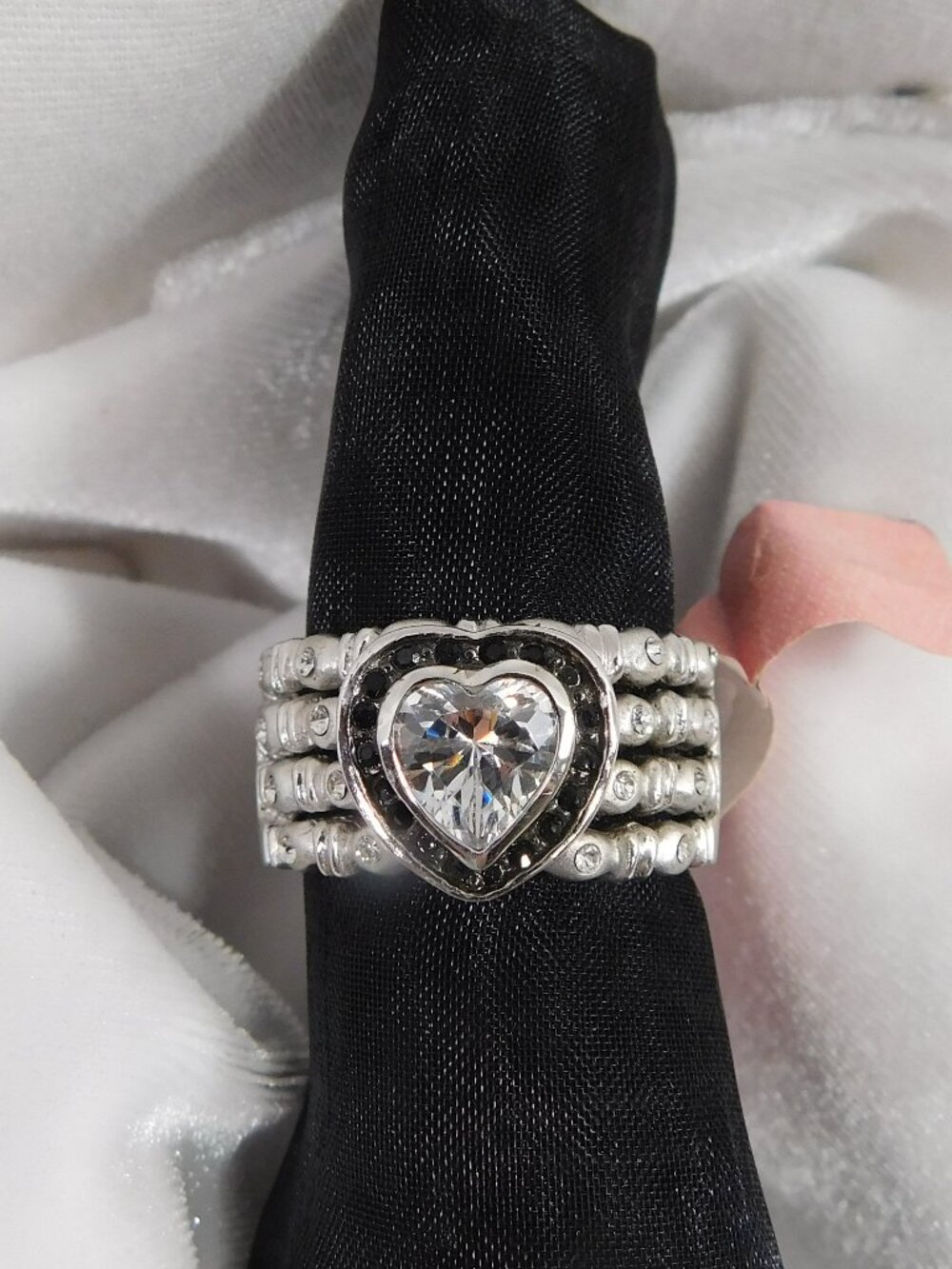 Ladies Lauren G Adams .925 Sterling Silver Heart Ring